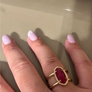 Kendra Scott gold double band size 8 ring with a berry stone